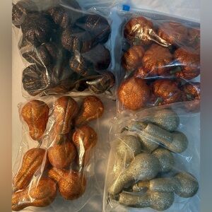 Bundle of glitter pumpkins and gourds